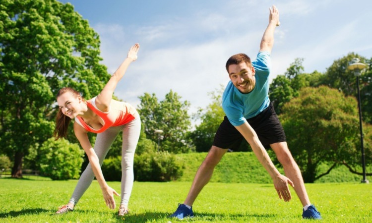 百家乐：顺路投注为何放大短期波动？（百家乐：为何顺势下注会加剧短期波动？）